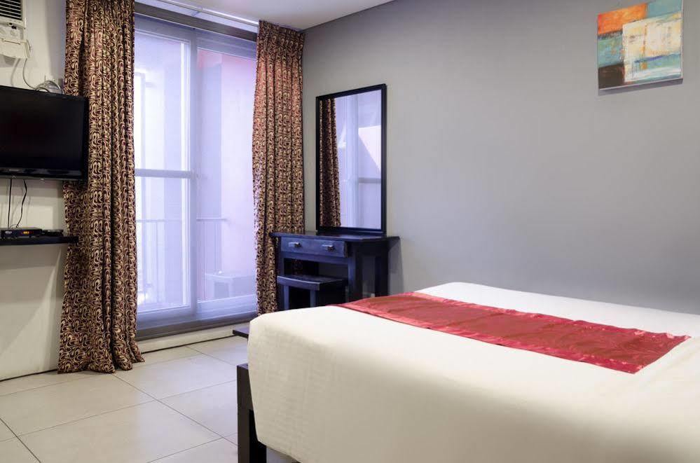 סן פדרו מקאטי Zen Rooms Santa Cruz מראה חיצוני תמונה